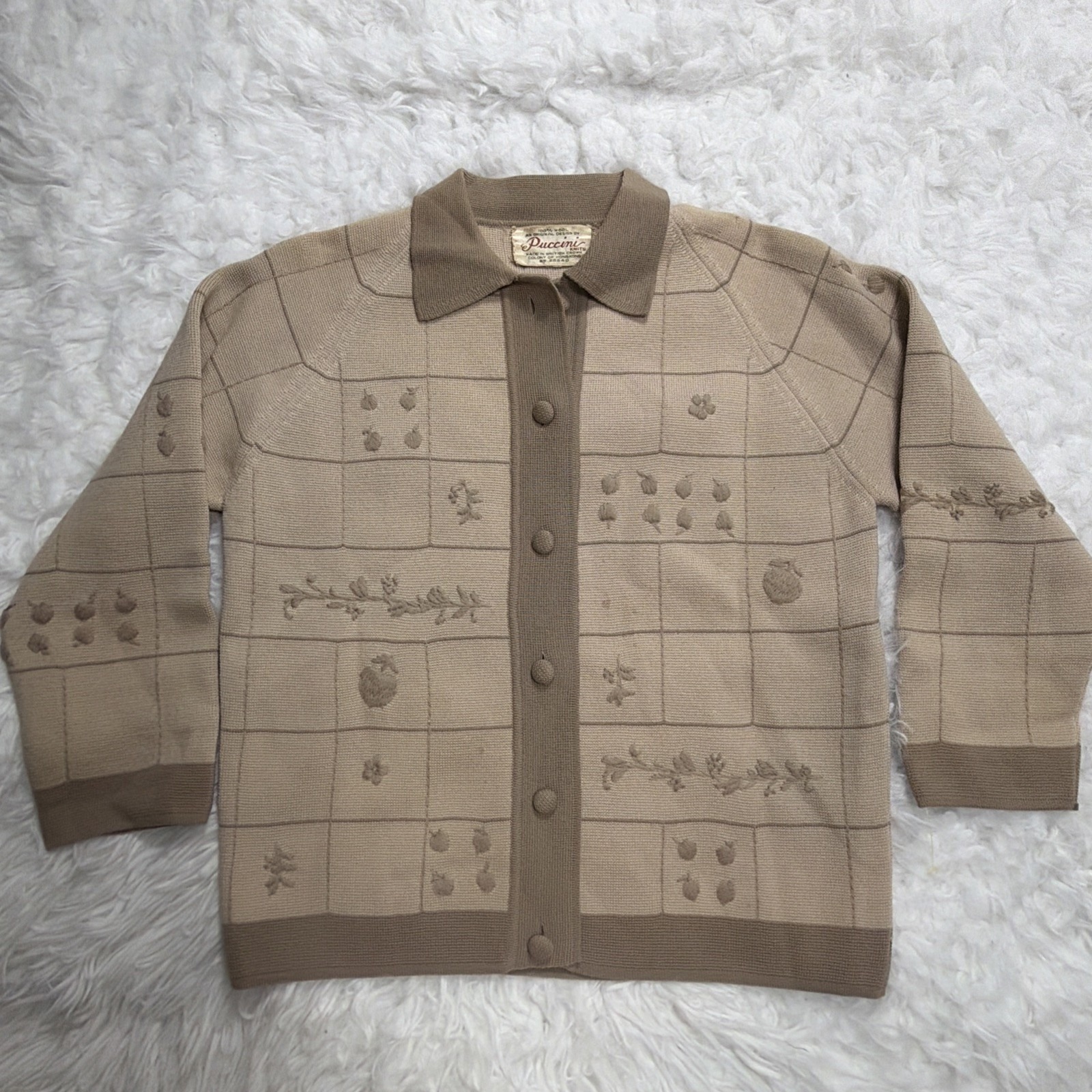 Vintage 1950s Wool Sweater Floral  Acorn Embroidered Brown Size Medium  Rare